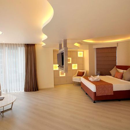 Barsana Hotel & Resort Siliguri Ngoại thất bức ảnh