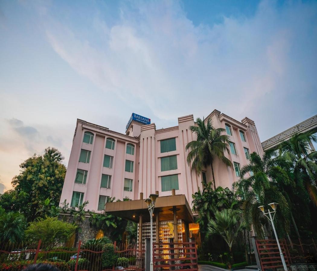 Barsana Hotel & Resort Siliguri Ngoại thất bức ảnh