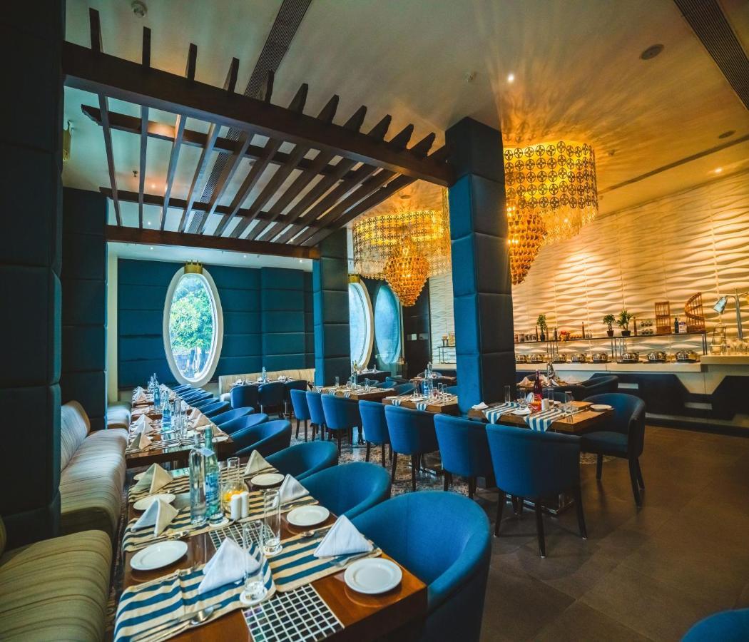 Barsana Hotel & Resort Siliguri Ngoại thất bức ảnh