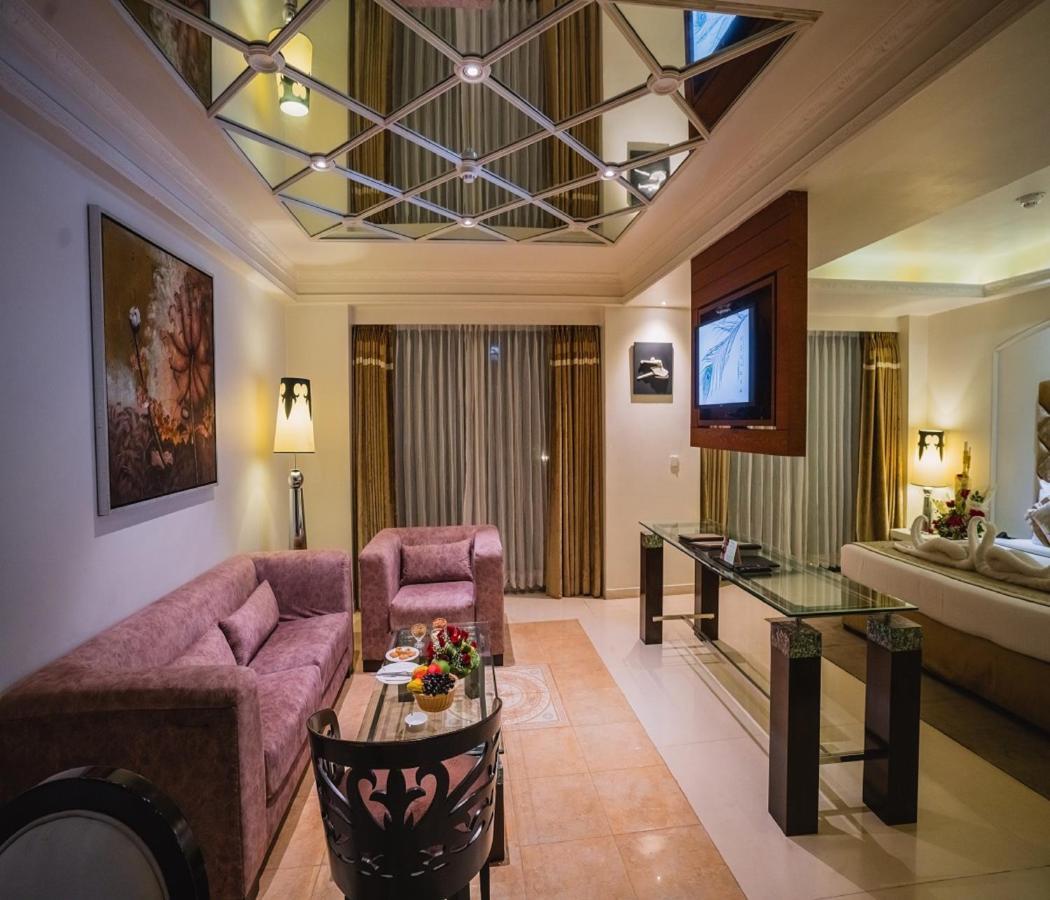 Barsana Hotel & Resort Siliguri Ngoại thất bức ảnh