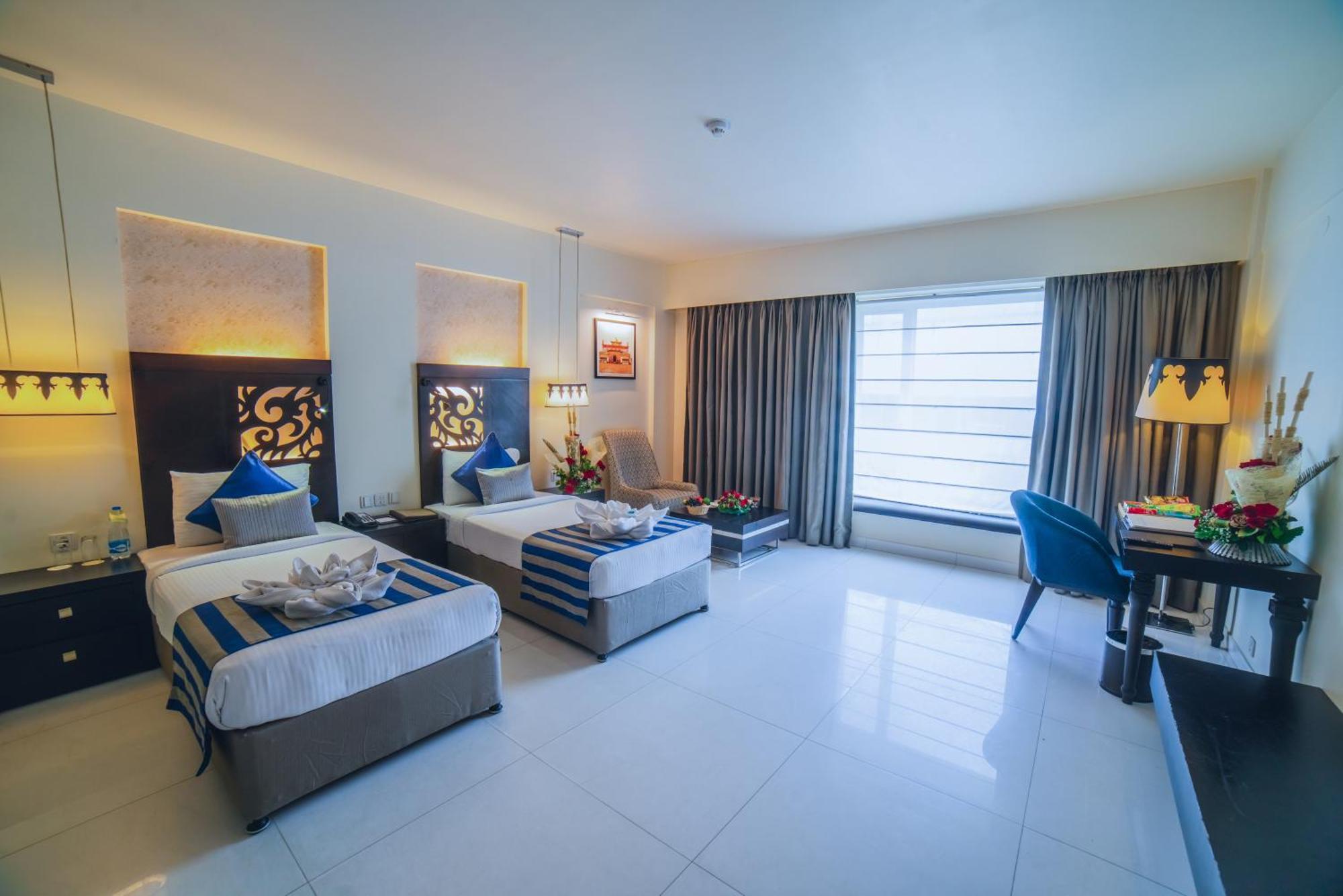Barsana Hotel & Resort Siliguri Ngoại thất bức ảnh